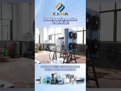 Máquina de gelo em flocos em serviço