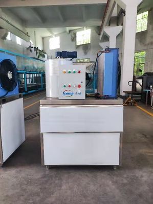 Máquina eléctrica comercial de gelo de flocos de neve refrigerada a água Máquina industrial de flocos de gelo de 30 toneladas para transporte marítimo
