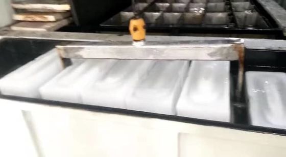 500 kg/dia-50 toneladas/dia Máquina automática de gelo de blocos de salmoura com condensação arrefecida a ar