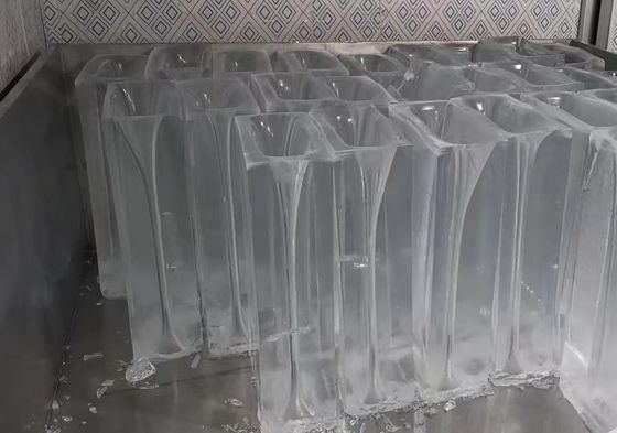 Máquina de fabricação de gelo industrial 10T/24H com arrefecimento directo e refrigerante R404A/R22