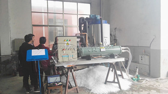 Máquina de fabricação de gelo em flocos para alta produtividade nas operações de pesca industrial